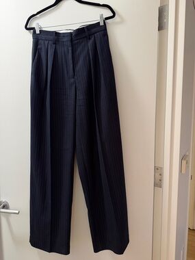 The Frankie Shop Women’s Navy Pinstripe Pleated Dress Pants